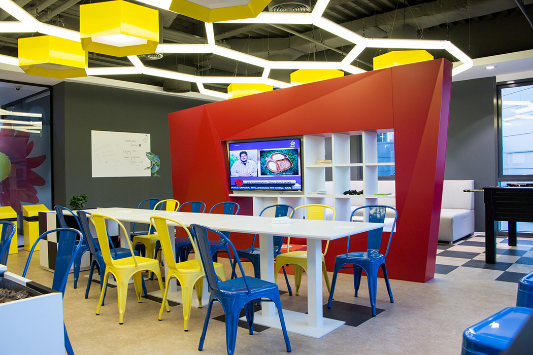 TELUS INTERNATIONAL ЩЕ РЕАЛИЗИРА ПРОЕКТ НА МЛАД ИНТЕРИОРЕН ДИЗАЙНЕР — изображение 2