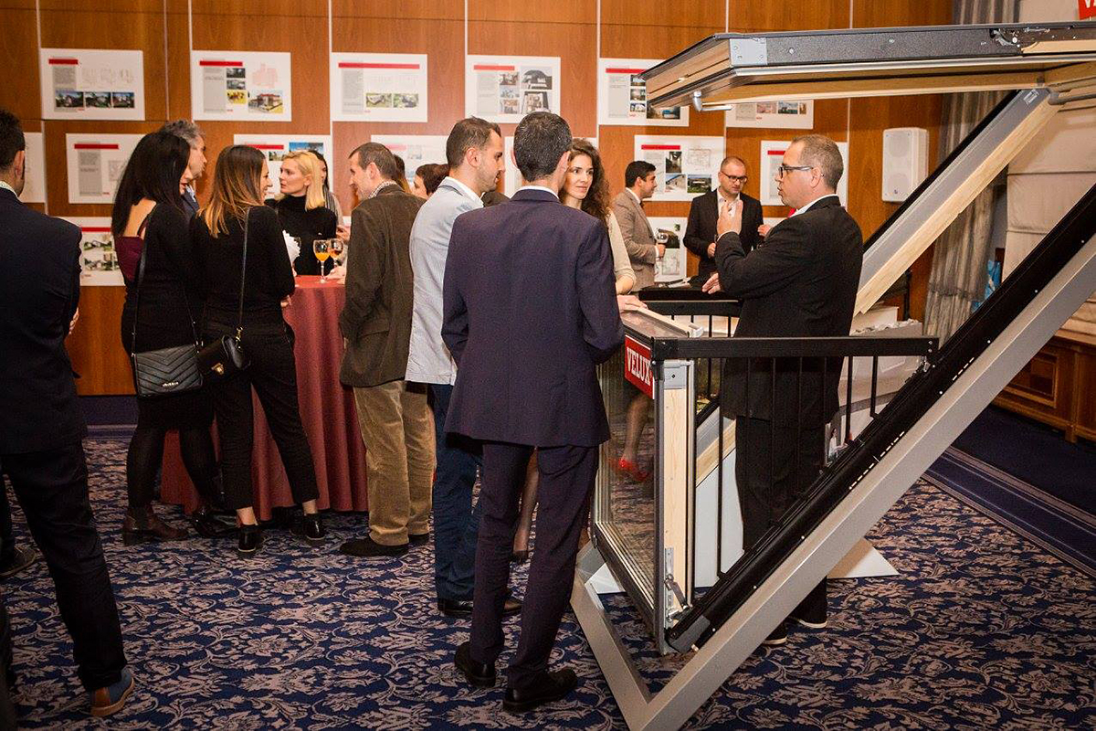 КОНКУРСЪТ „ЖИВОТВОРНА СВЕТЛИНА