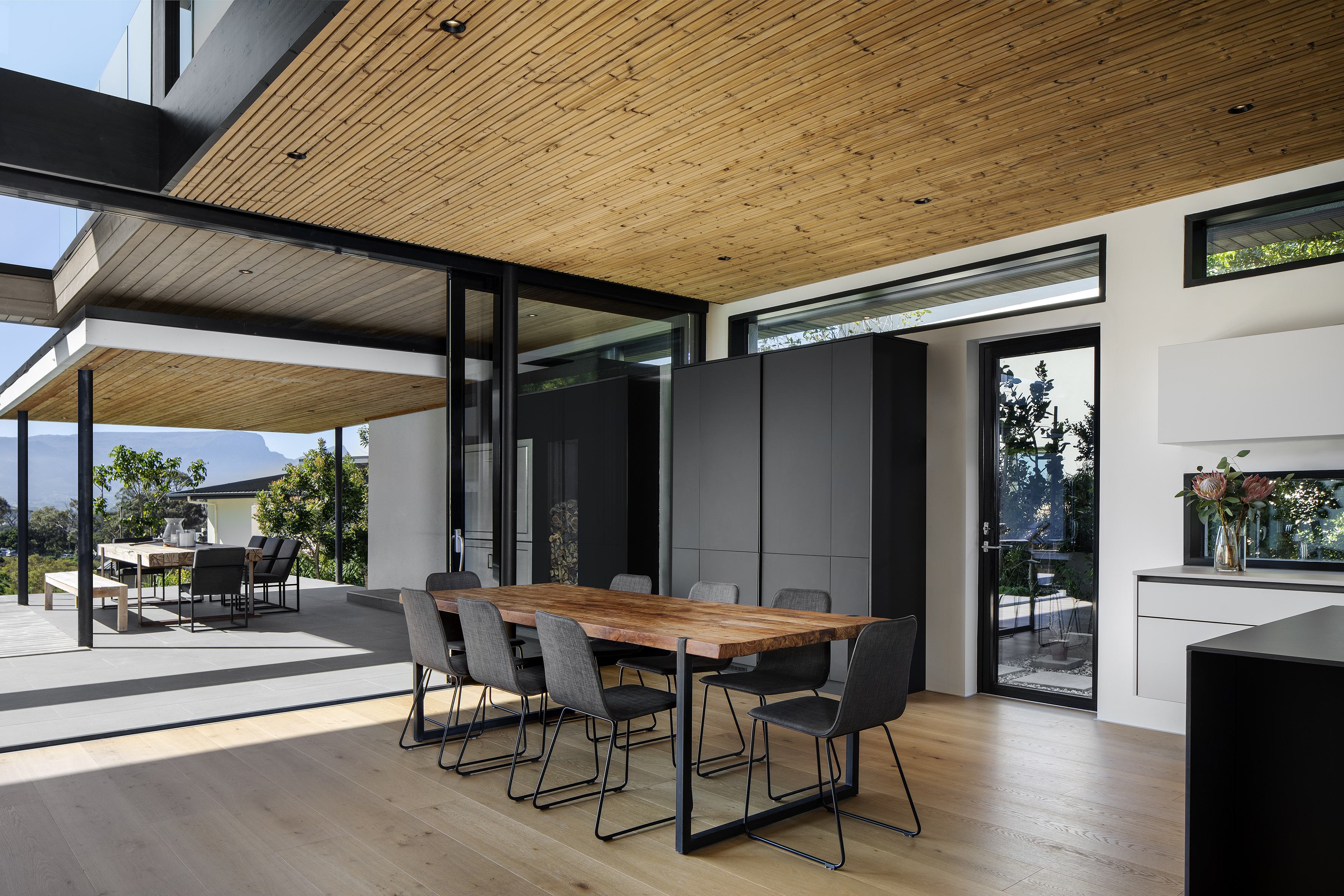 ТЕРМОДЪРВЕСИНАТА - СУПЕРГЕРОЯТ ЗА ТЕРАСИ И ОБШИВКИ — изображение 2