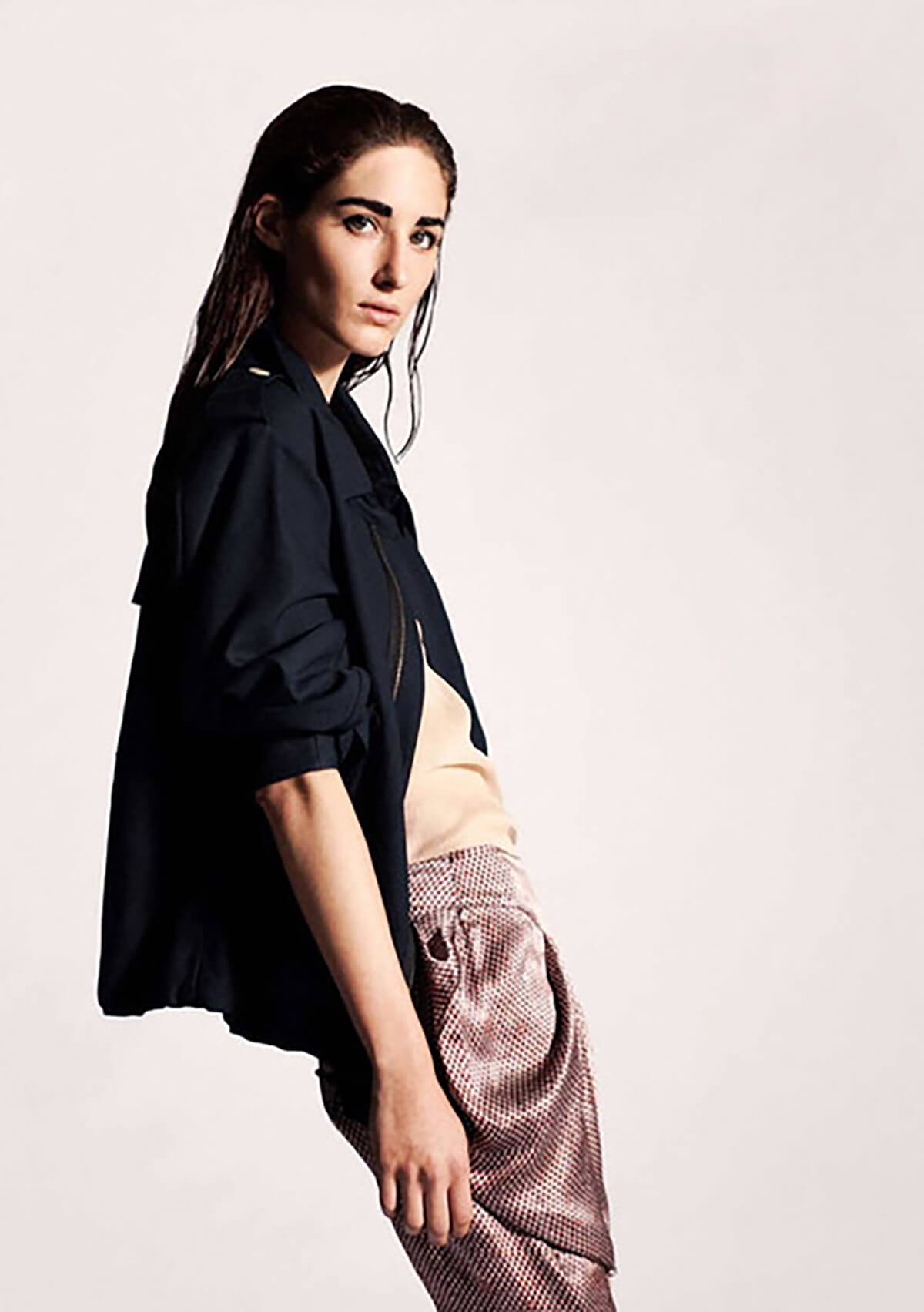 ДУМАТА ИМА ЖУРИТО – АННА ЛОТТЕРСБЕРГЕР — изображение 4