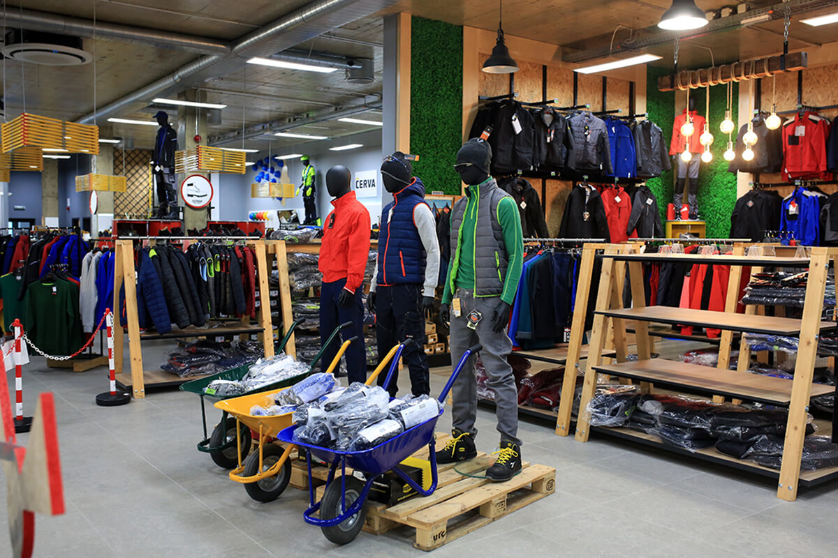 ПОБЕДИТЕЛИ ОБЩЕСТВЕН ИНТЕРИОР – МАГАЗИН/ИЗЛОЖБЕНА ПЛОЩ, ОФИС/РАБОТНА СРЕДА И МЕДИКО-ДЕНТАЛНИ И РАЗКРАСИТЕЛНИ — изображение 31