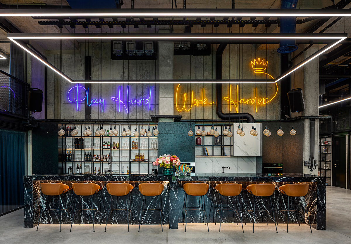 ПОБЕДИТЕЛИ ОБЩЕСТВЕН ИНТЕРИОР – МАГАЗИН/ИЗЛОЖБЕНА ПЛОЩ, ОФИС/РАБОТНА СРЕДА И МЕДИКО-ДЕНТАЛНИ И РАЗКРАСИТЕЛНИ — изображение 16