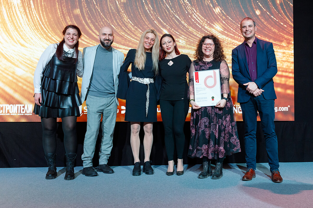 ПОБЕДИТЕЛИ ОБЩЕСТВЕН ИНТЕРИОР – МАГАЗИН/ИЗЛОЖБЕНА ПЛОЩ, ОФИС/РАБОТНА СРЕДА И МЕДИКО-ДЕНТАЛНИ И РАЗКРАСИТЕЛНИ — изображение 5