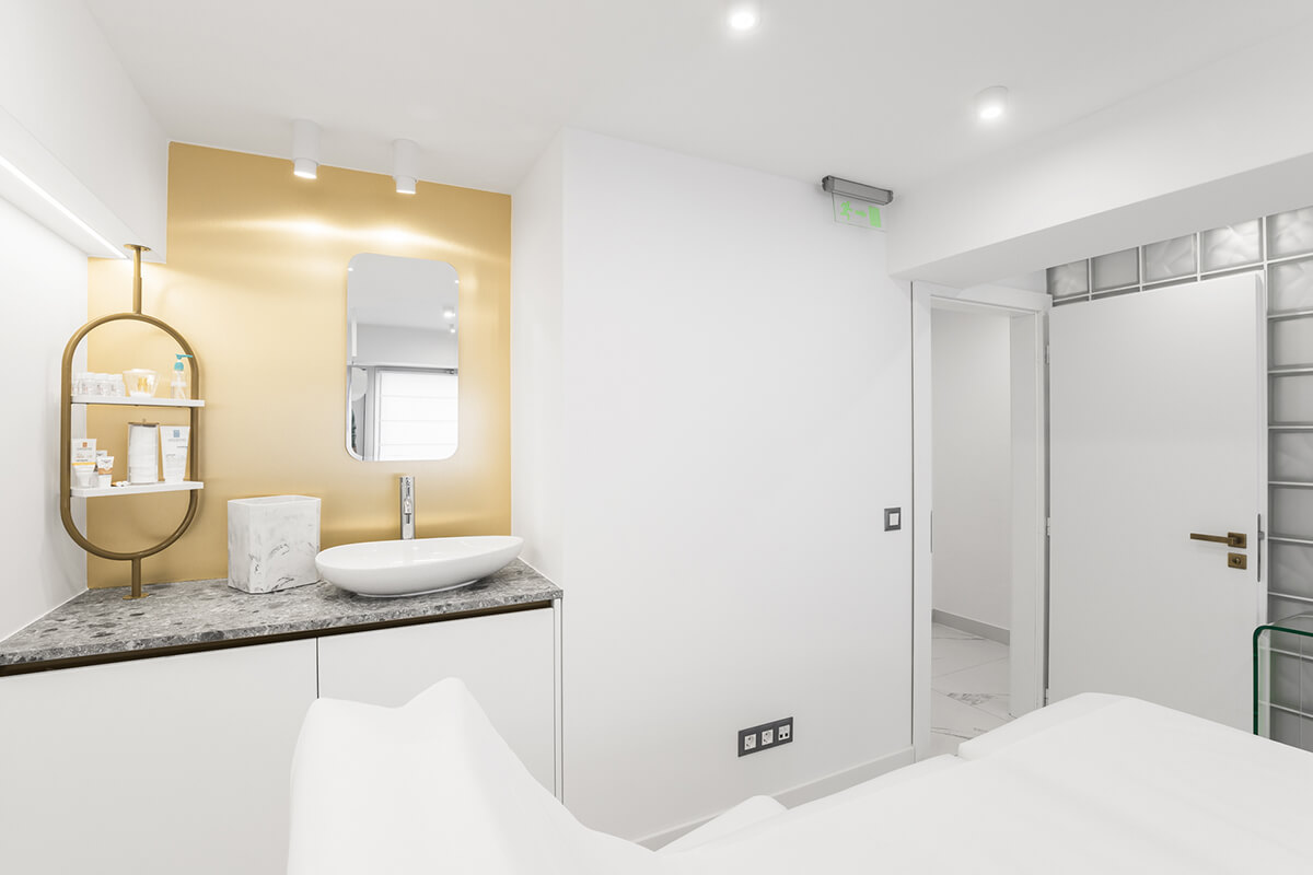 ПОБЕДИТЕЛИ ОБЩЕСТВЕН ИНТЕРИОР – МАГАЗИН/ИЗЛОЖБЕНА ПЛОЩ, ОФИС/РАБОТНА СРЕДА И МЕДИКО-ДЕНТАЛНИ И РАЗКРАСИТЕЛНИ — изображение 36