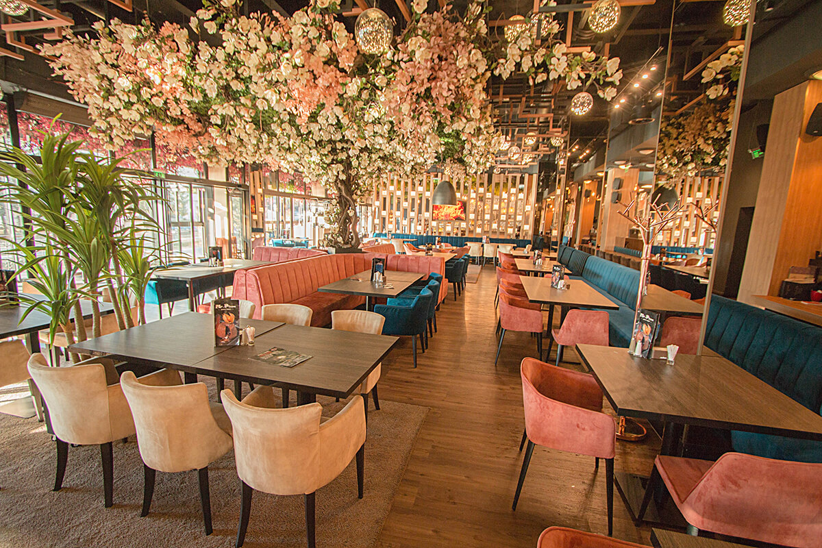 ПОБЕДИТЕЛИ ОБЩЕСТВЕН ИНТЕРИОР – РЕСТОРАНТ И БАР & ДИНЪР — изображение 19