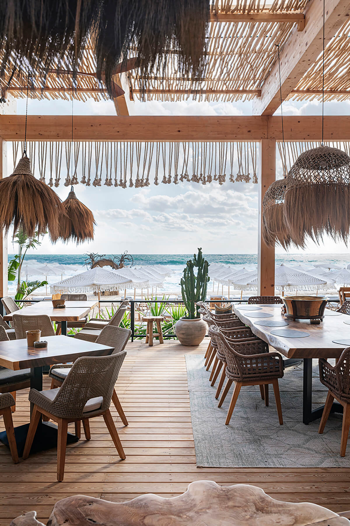 ПОБЕДИТЕЛИ ОБЩЕСТВЕН ИНТЕРИОР – РЕСТОРАНТ И БАР & ДИНЪР — изображение 8