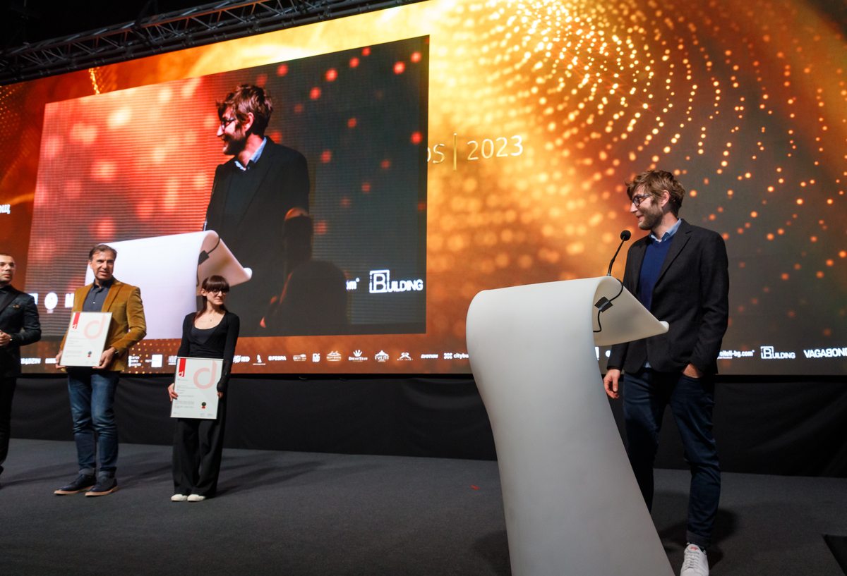 ПОБЕДИТЕЛИ ОБЩЕСТВЕН ИНТЕРИОР – МАГАЗИН / ИЗЛОЖБЕНА ПЛОЩ — изображение 3